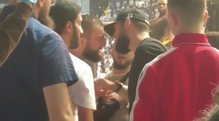 Чимаев и Нурмагомедов подрались после победы Махачева на UFC 280. Что произошло в Абу-Даби