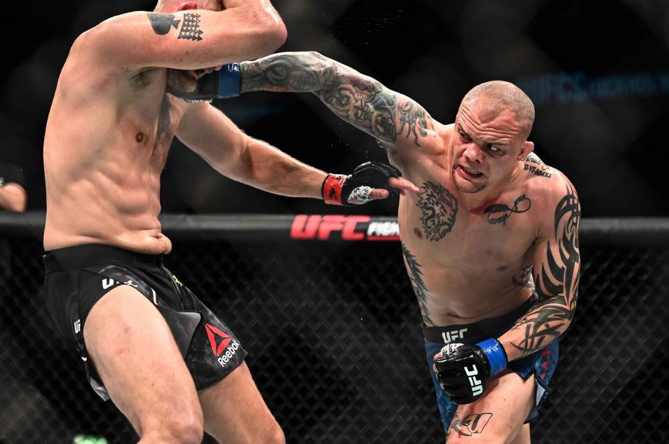 Энтони Смит высказался о статусе явного андердога в бою с Магомедом Анкалаевым на UFC 277