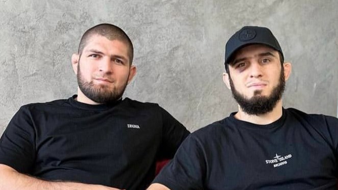 Махачев встретился с Хабибом, чтобы разобрать бой против Волкановски на UFC 284
