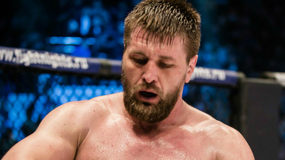 Гаджиев считает, что Минаков мог стать чемпионом UFC