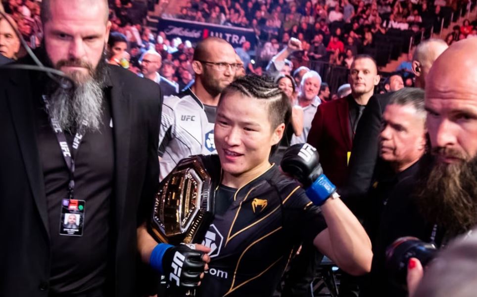 Жанг хочет провести защиту титула UFC в Китае