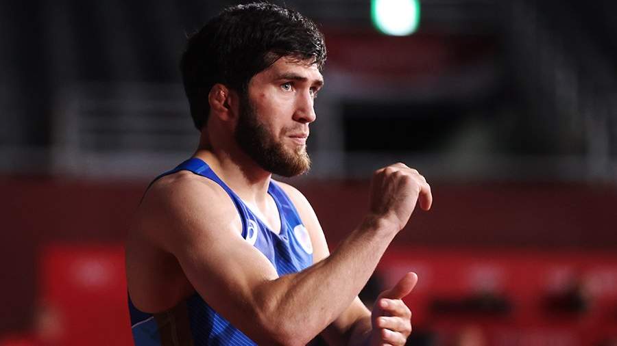 Российский борец Угуев завоевал олимпийскую лицензию