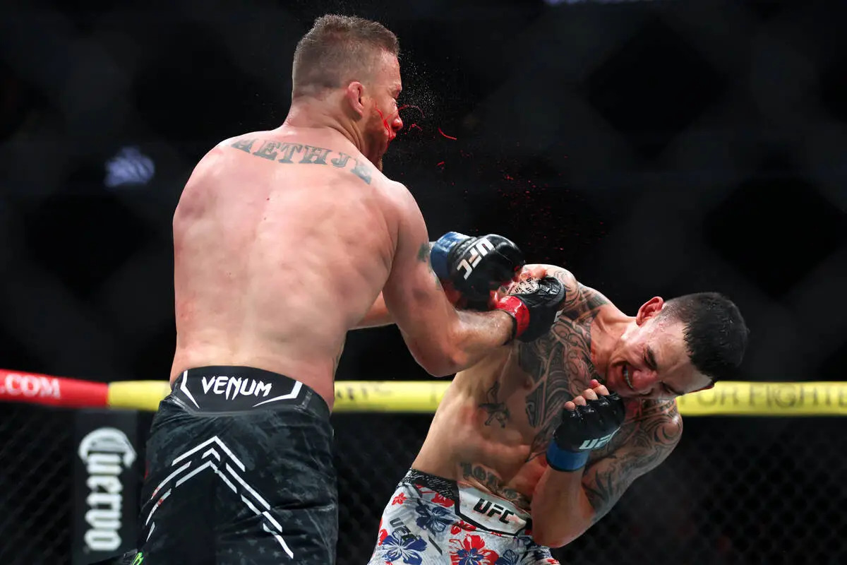 Холлоуэй оценил силу удара Гейджи после боя на турнире UFC 300