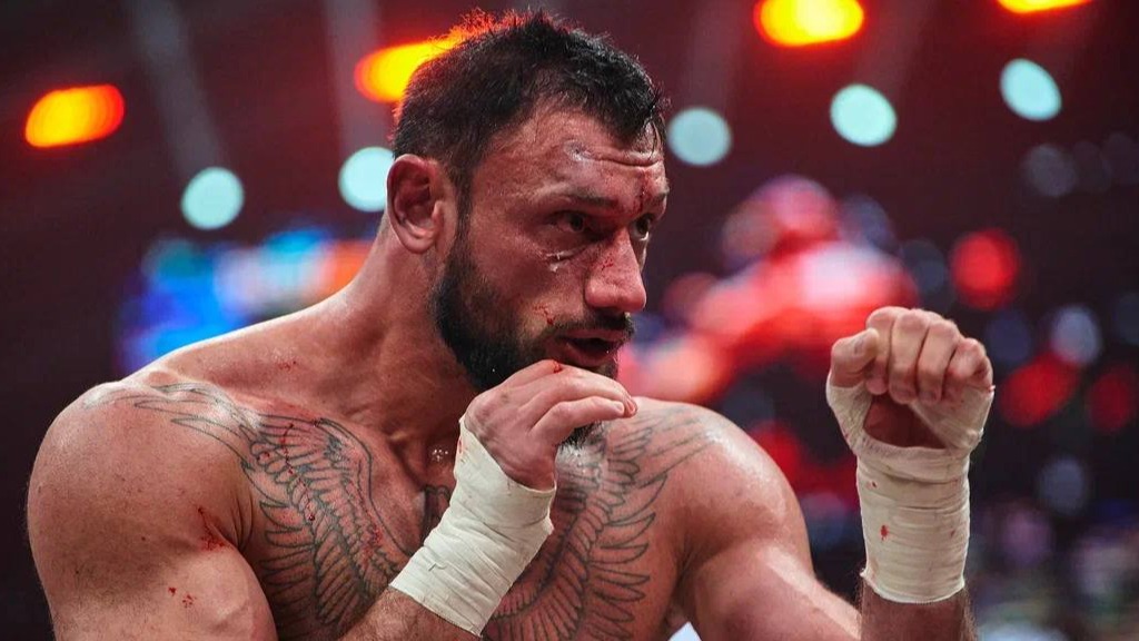 Боевая неделя: Имавов ворвался в титульную гонку в UFC, Гаджи «Автомат» спорно победил Родригеса