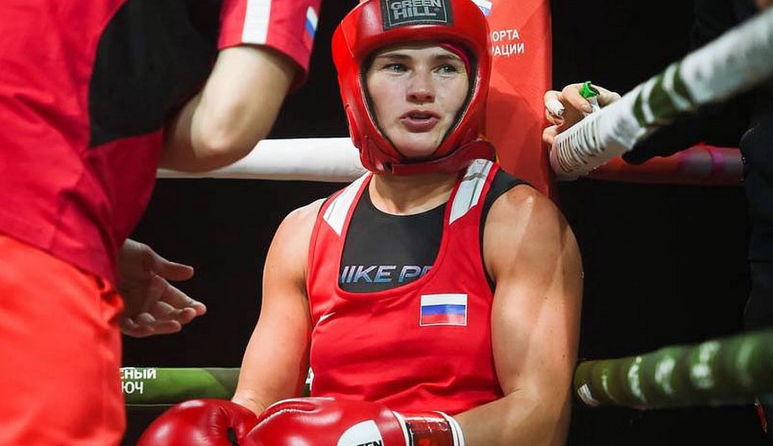 Россиянка Дарья Абрамова стала серебряным призером чемпионата Европы по боксу