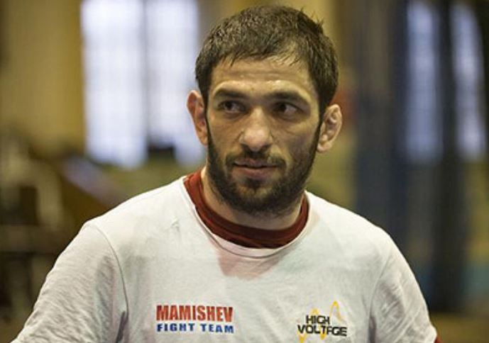 Малютин: Махачев выйдет умирать, пояс UFC – цель его жизни