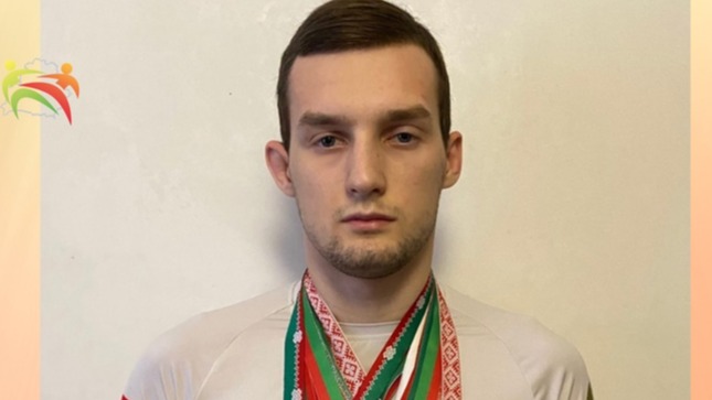 Зеленский победил Кудайбергенова на Ural FC 5