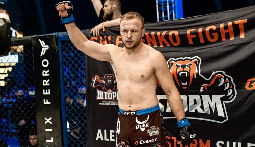 Шлеменко в июле проведет поединок против экс-бойца UFC Оливейры
