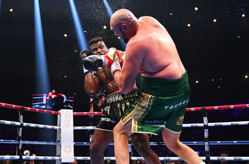 Тренер Нганну: Фрэнсис доказал, что бойцы ММА могут конкурировать с топовыми боксерами