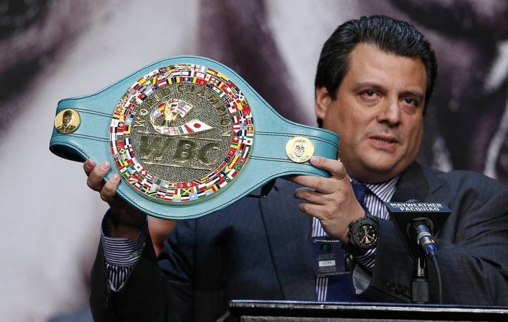 Президент WBC: Бетербиев – чемпион WBC с канадским гражданством