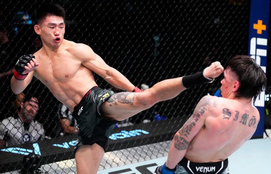 Китайский боец UFC Ядонг заинтересован в поединке с Петром Яном