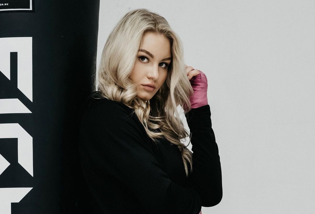 Виктория Дудакова – российская красотка идет за второй победой в UFC