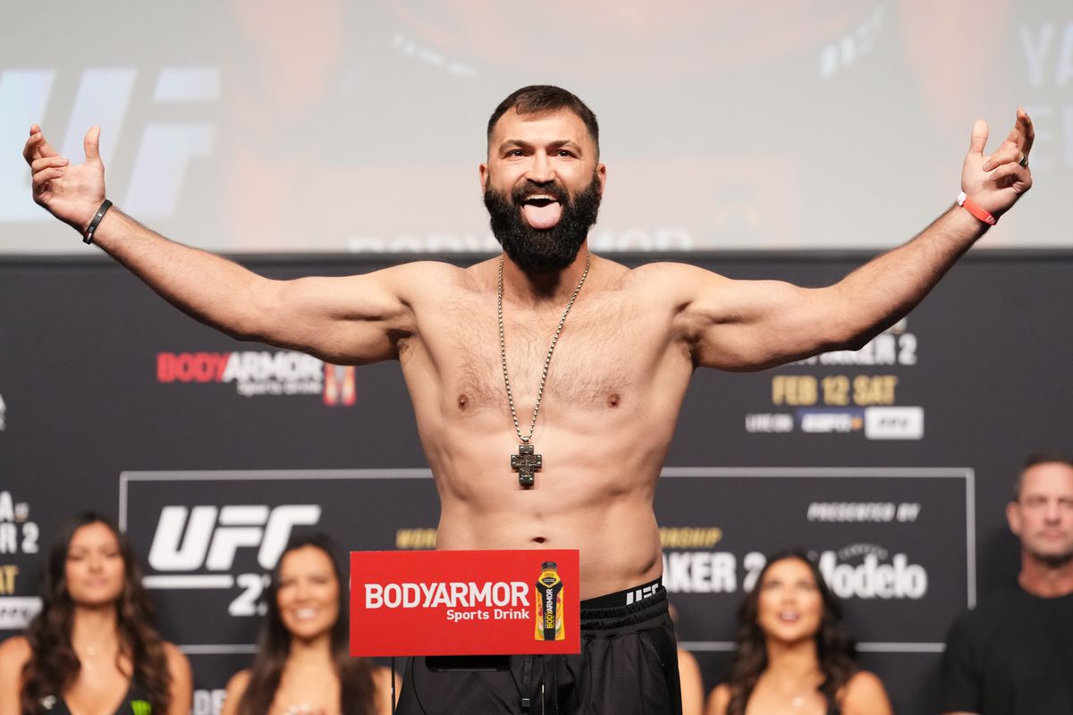 Хамзин – об уходе Орловского из UFC: он легенда этого спорта