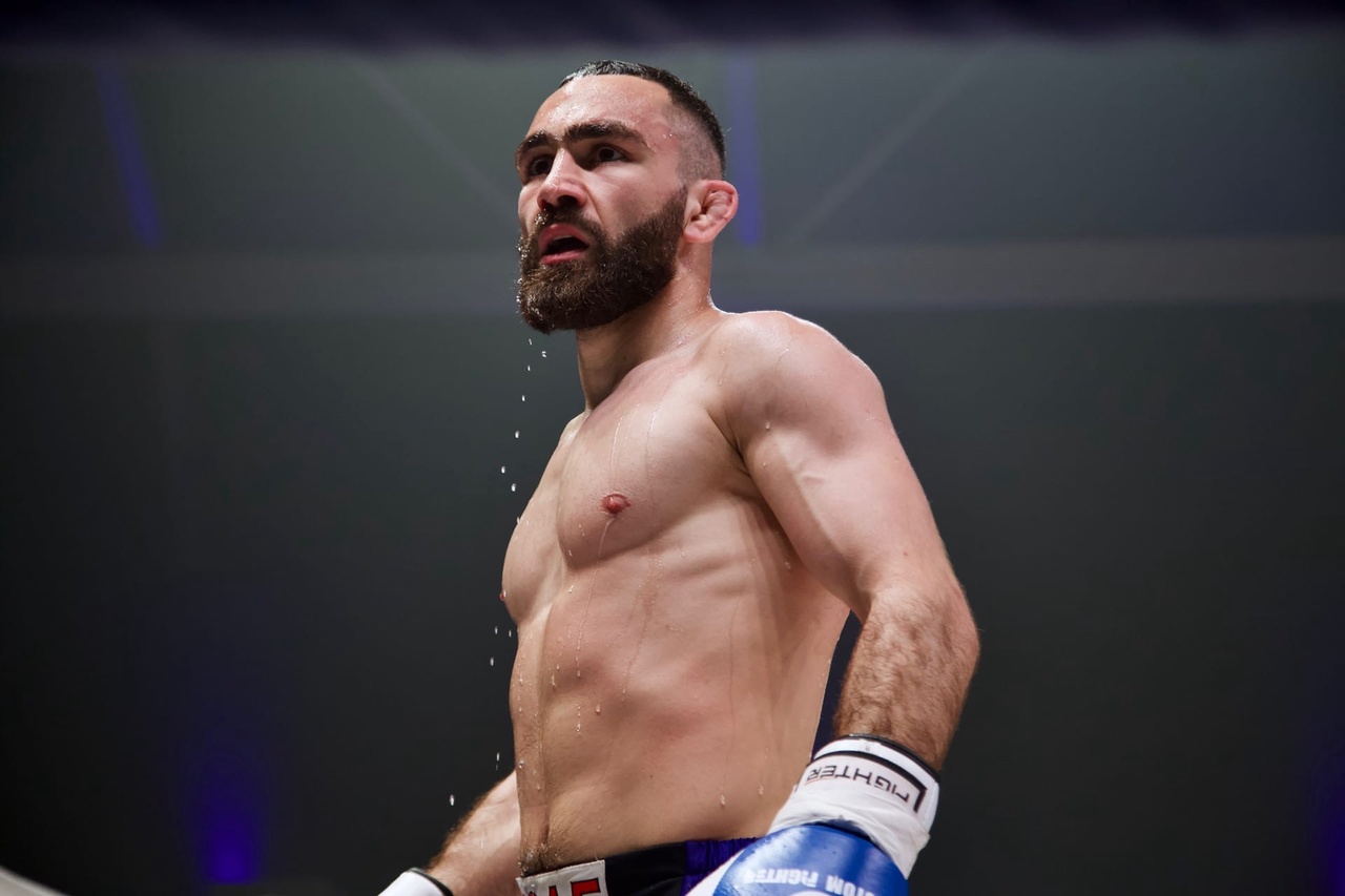 Чемпион Fight Nights Асатрян дебютирует в ACA в бою с таджикским бойцом