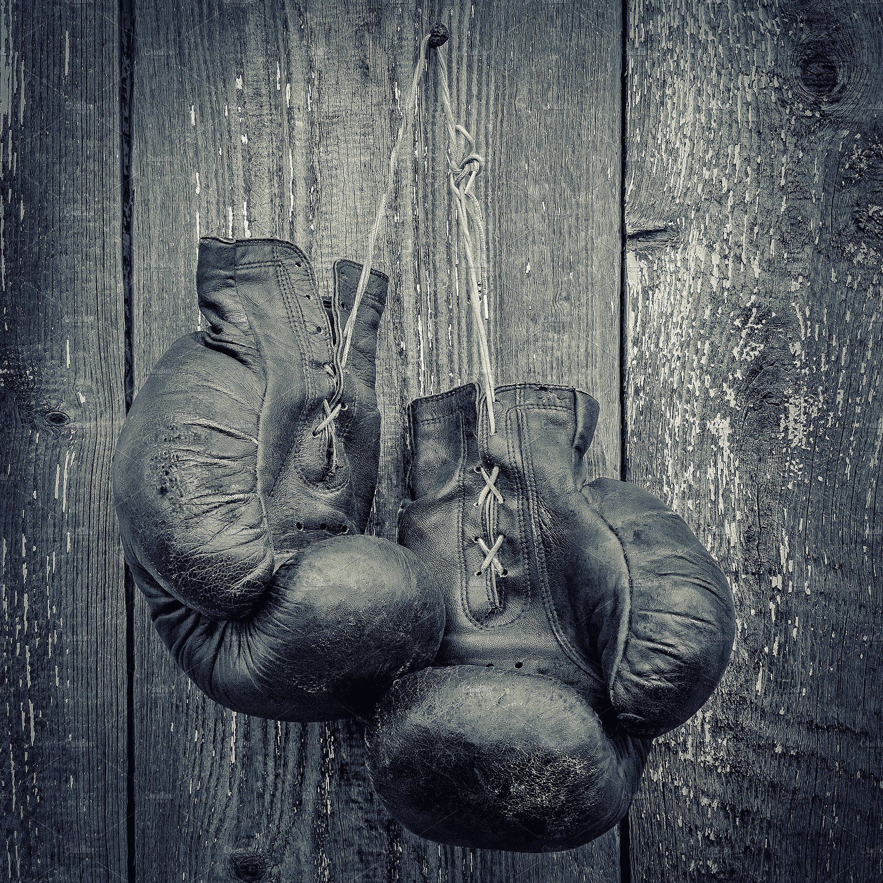 Олдскульные перчатки для бокса