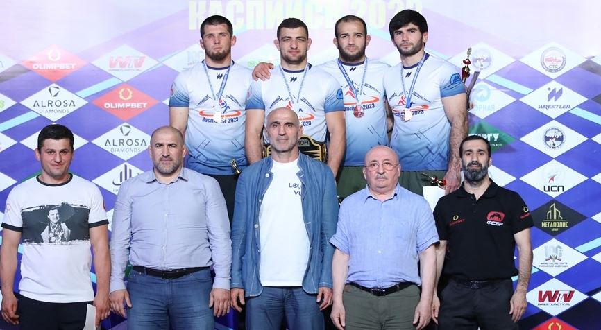 Определились победители и призеры пятого дня чемпионата России по вольной борьбе в Каспийске
