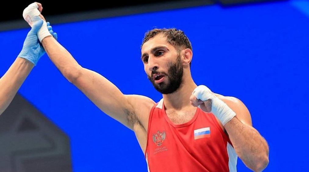 Россиянин Худоян вышел в полуфинал чемпионата Европы по боксу в Белграде