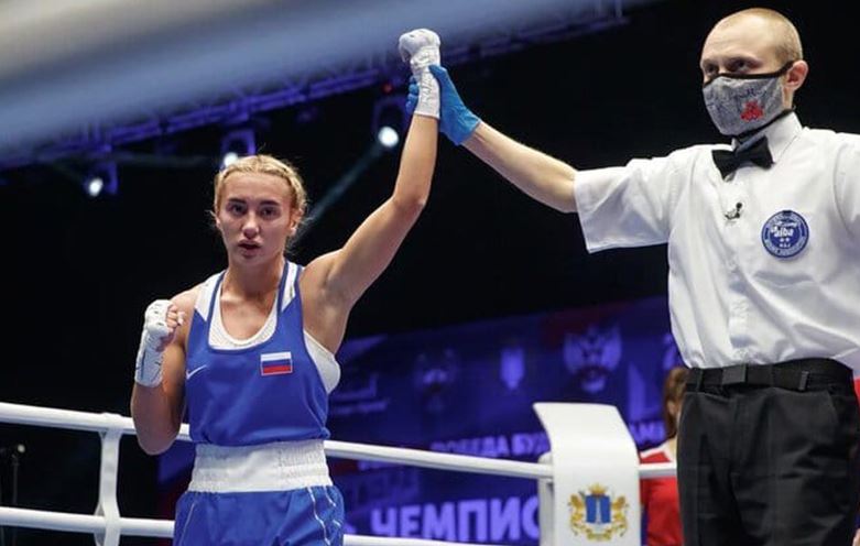 Чумгалакова прокомментировала инцидент с гимном России на чемпионате Европы по боксу