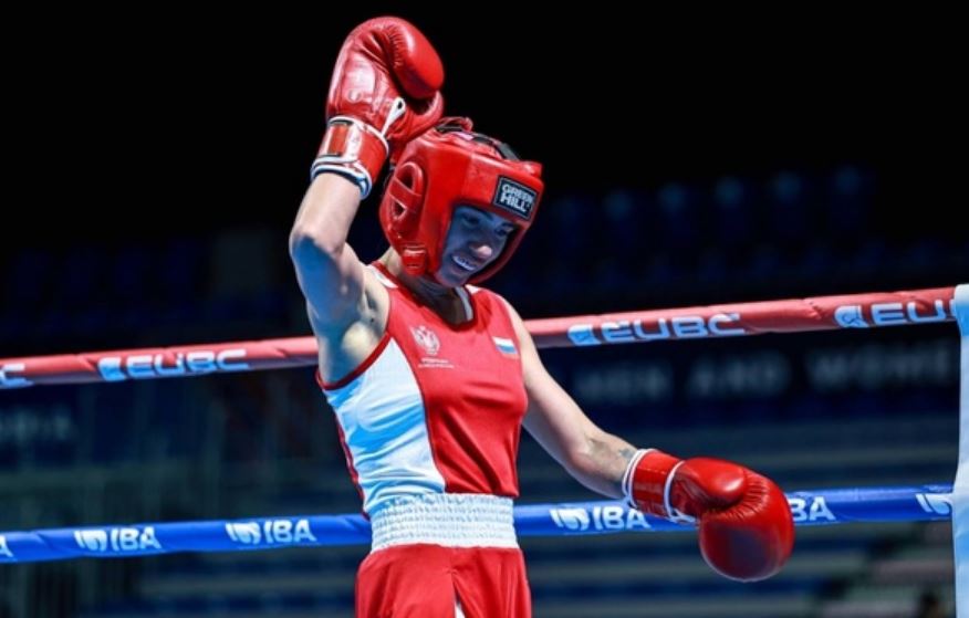 Россиянка Юлия Чумгалакова стала двукратной чемпионкой Европы по боксу