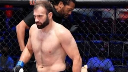 Мурзаканов сломал руку во время боя с Джекоби на UFC on ESPN 44