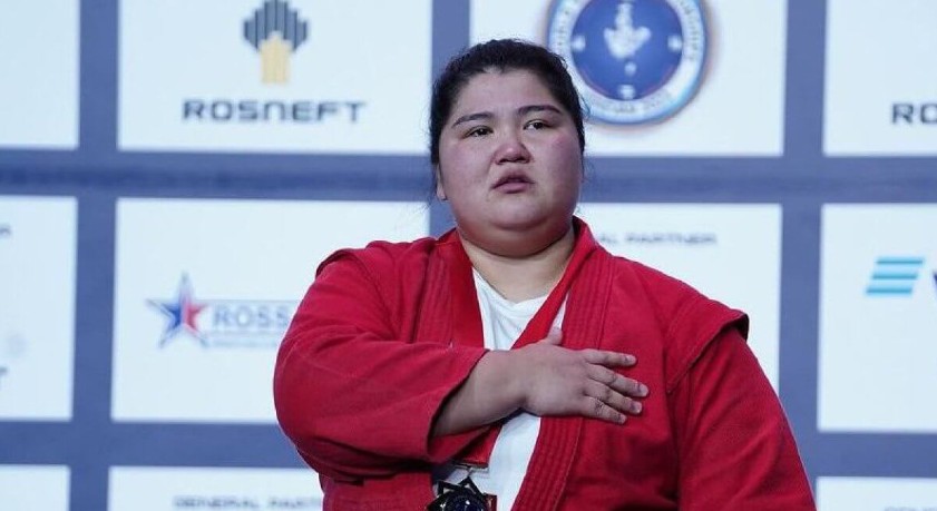 Представительница Казахстана завоевала первую золотую медаль в истории страны на ЧМ по самбо