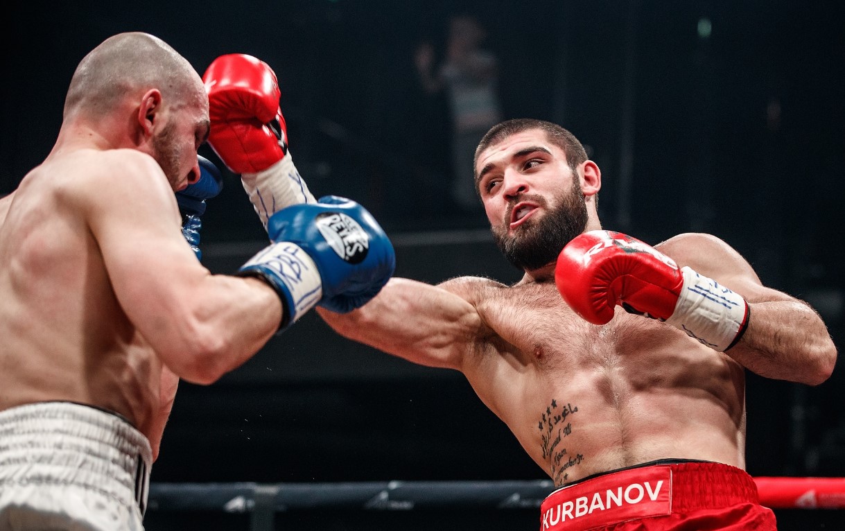 Курбанов заявил, что он, а не Цзю будет боксировать за титул чемпиона по версии WBA