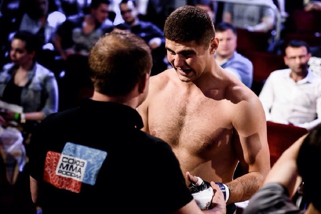 Попов сразится с экс-бойцом UFC Энрике в главном бою Open FC 7