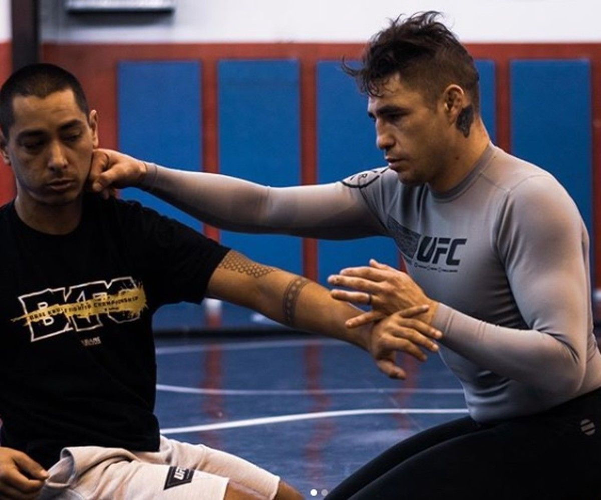 Легенда UFC Диего Санчес рассказал, как бывший тренер манипулировал им в собственных целях