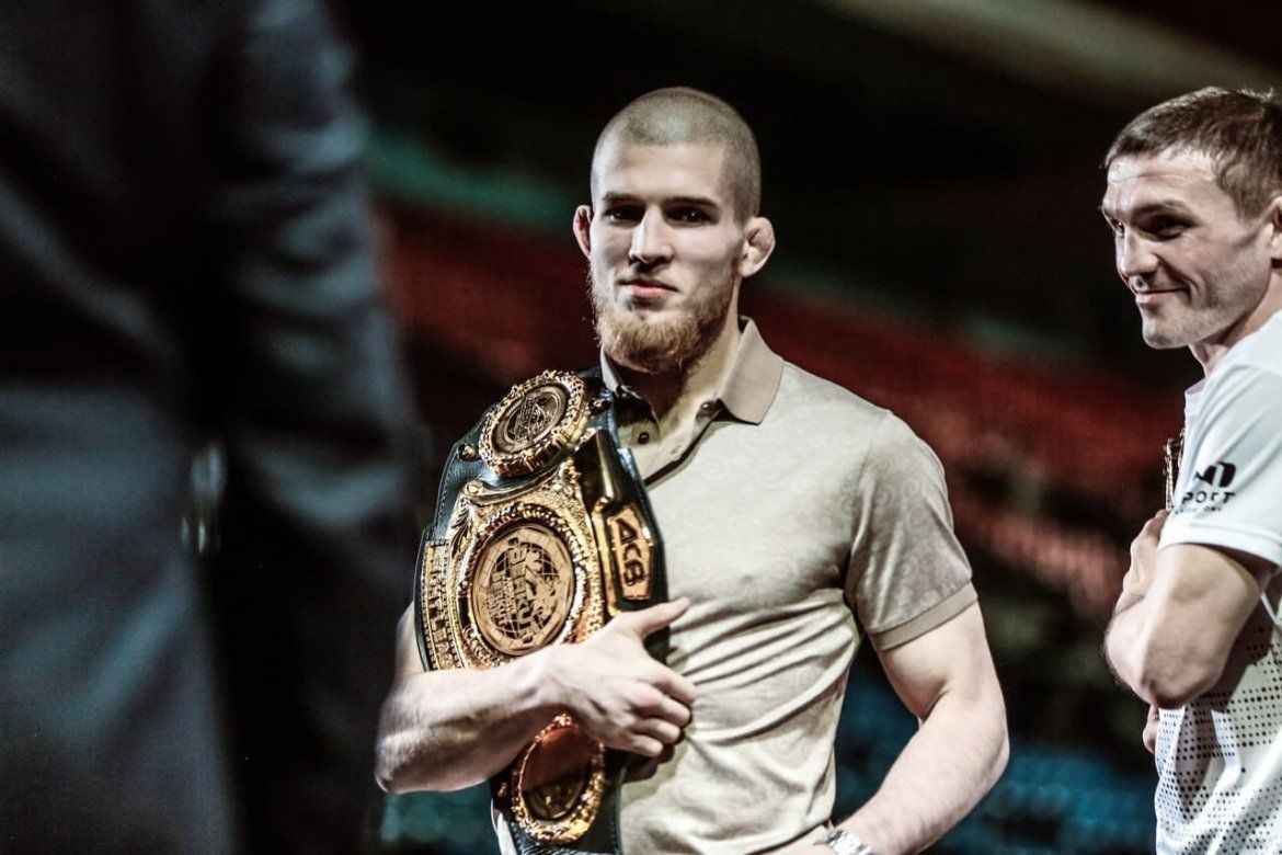 Раисов бросил вызов экс-чемпиону UFC Хендерсону