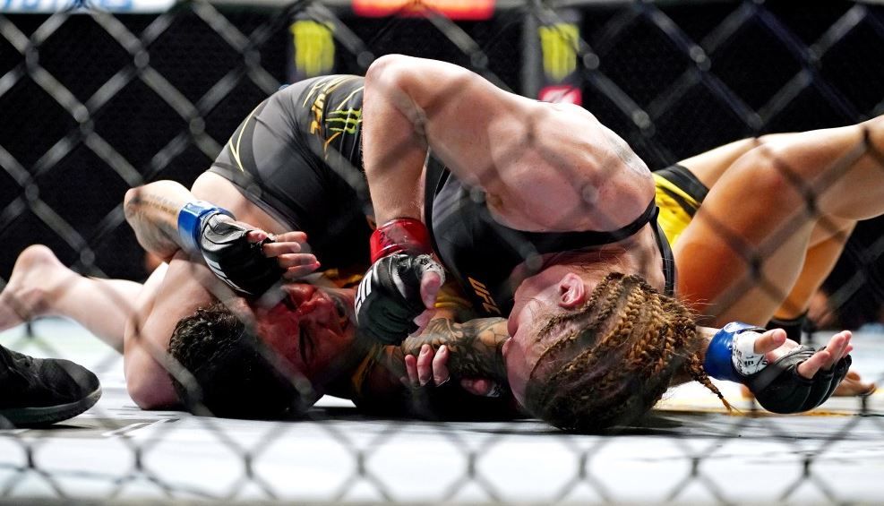 Джессика Андрадэ вспомнила свое поражение от Валентины Шевченко на UFC 261