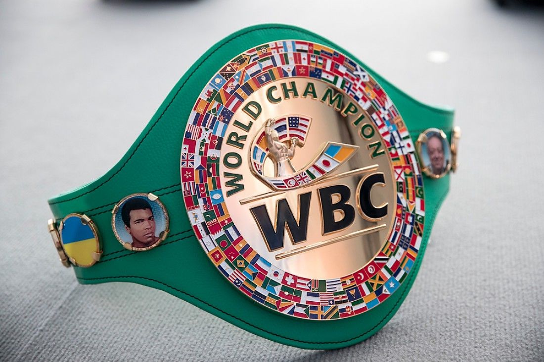 WBC WBA IBF WBO пояс по боксу