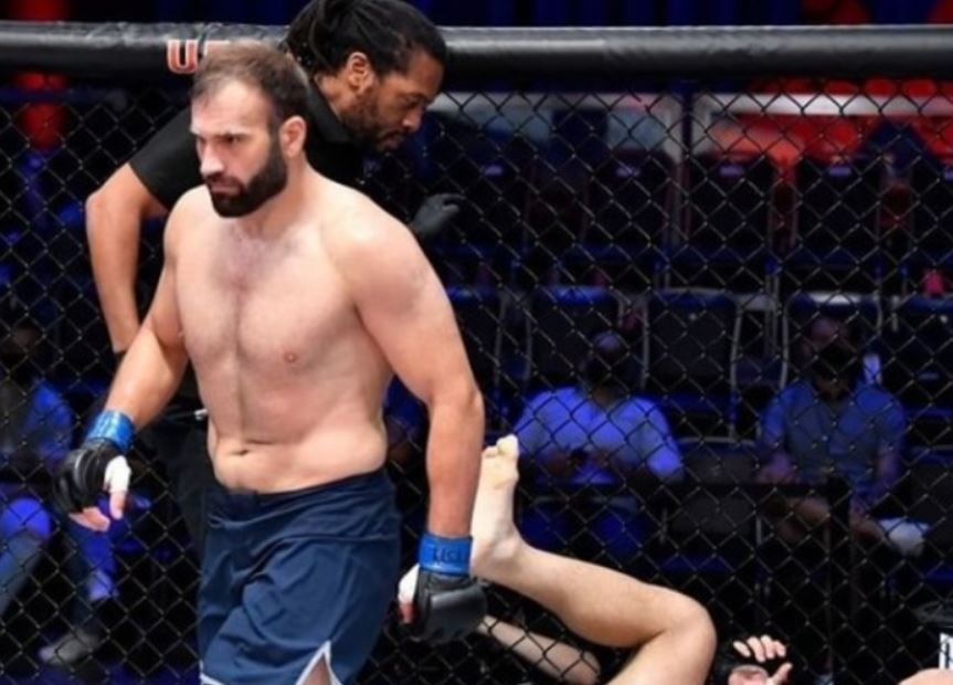 Бой Азамат Мурзаканов – Филипе Линс состоится на UFC on ESPN 31