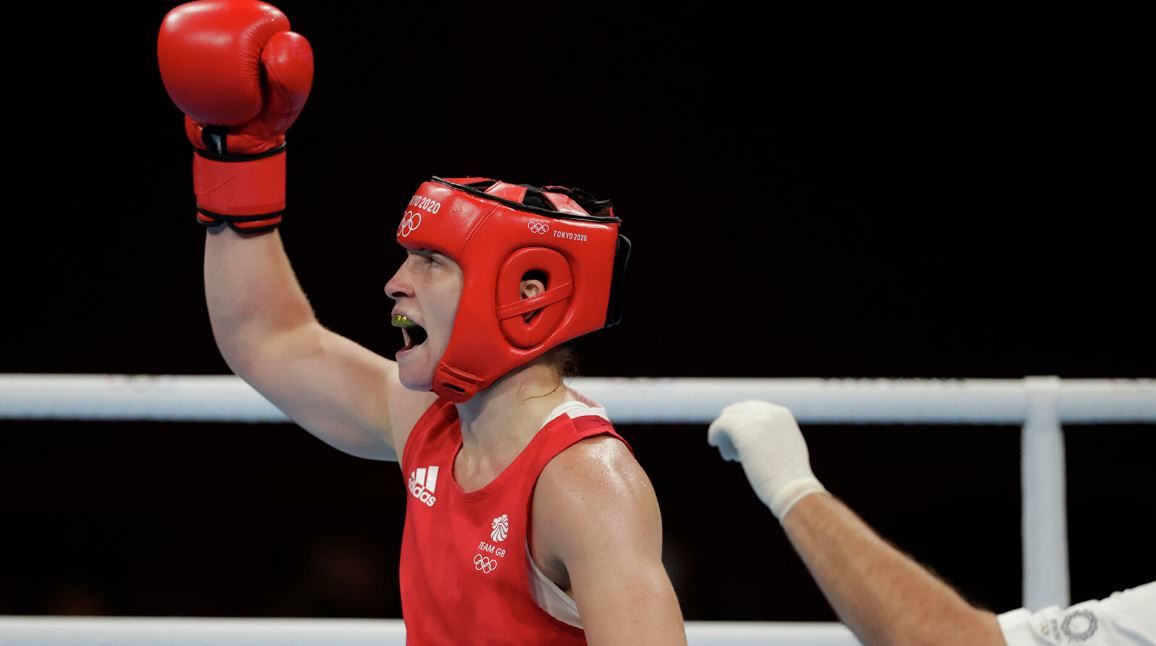 Британский боксер Прайс стала олимпийской чемпионкой в весе до 75 кг
