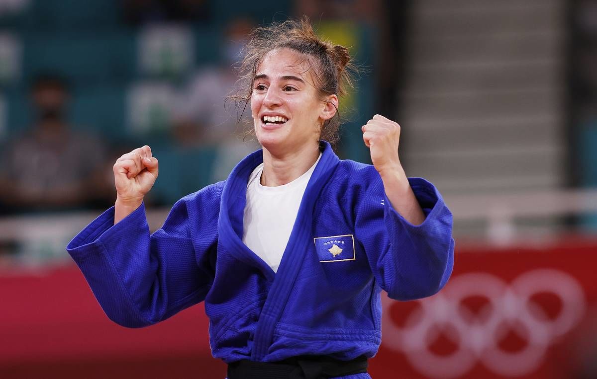 Дзюдоистка Гякова из Косова завоевала золото на Олимпиаде-2020 в Токио