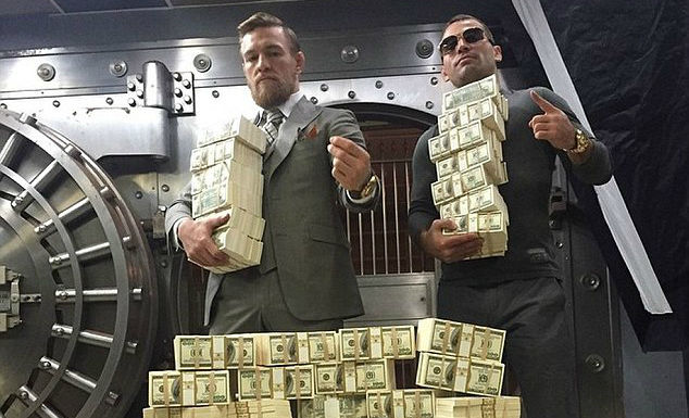 Бой Макгрегора против Серроне – рекордный по деньгам для UFC. Конор говорит, что заработает $80 миллионов