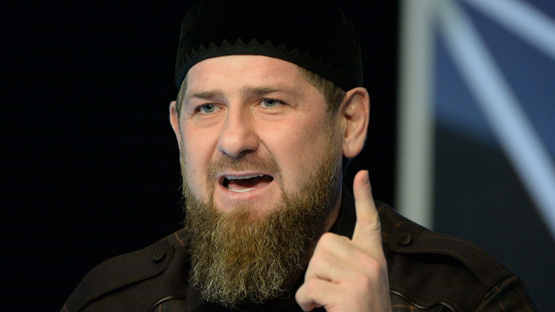 Кадыров жестко отреагировал на комментарий: ты не человек, ты шайтан