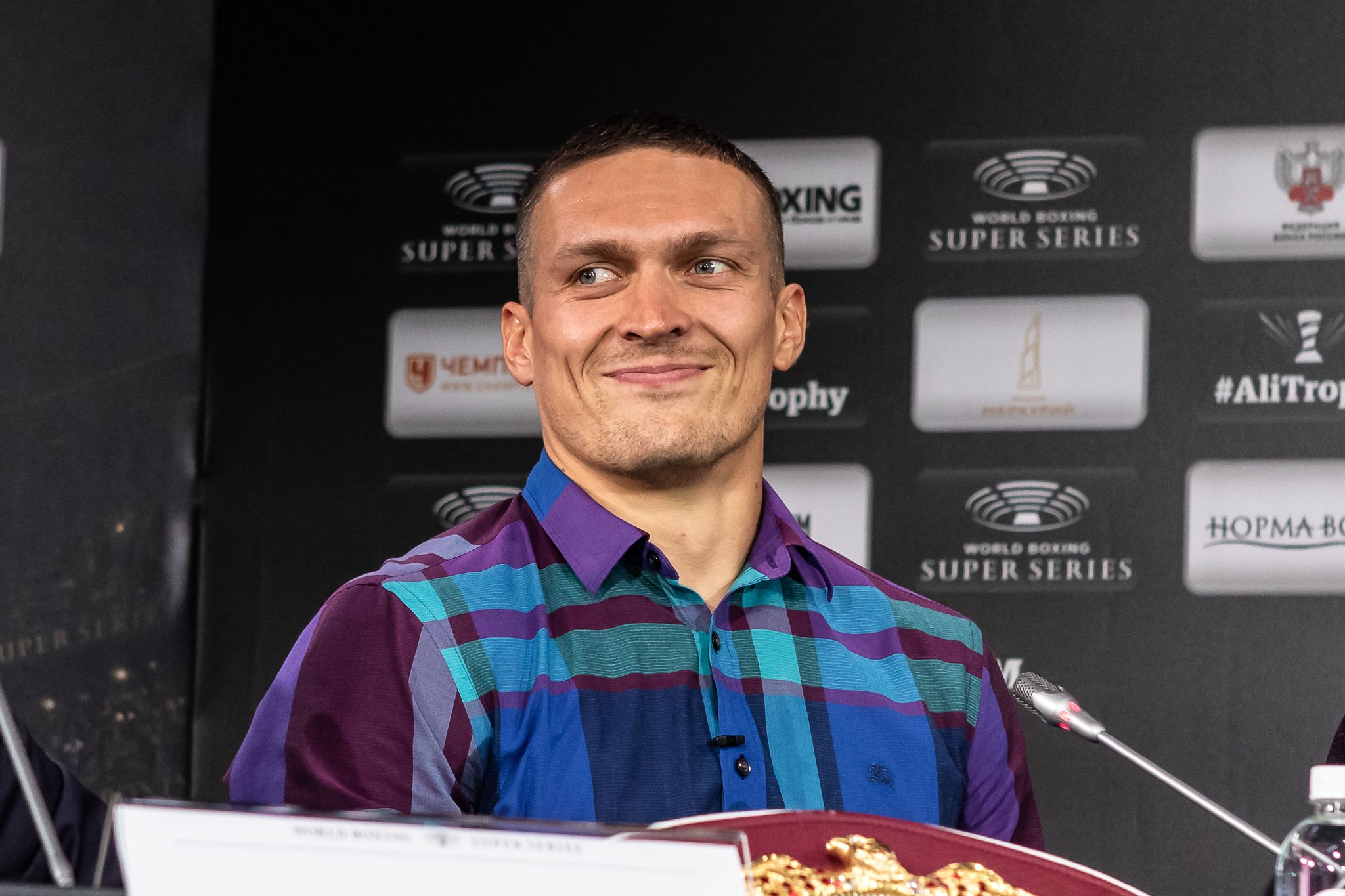 Бетербиев: Усик – величайший боксер Украины за всю историю