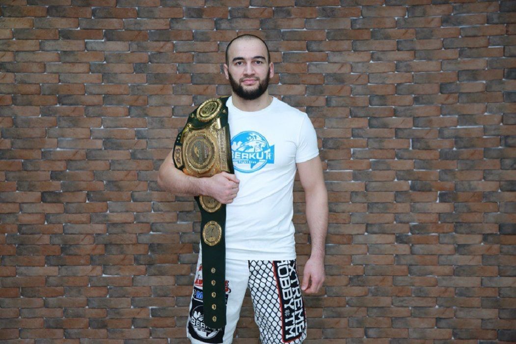 Дураев задушил Биттенкура и получил контракт в UFC