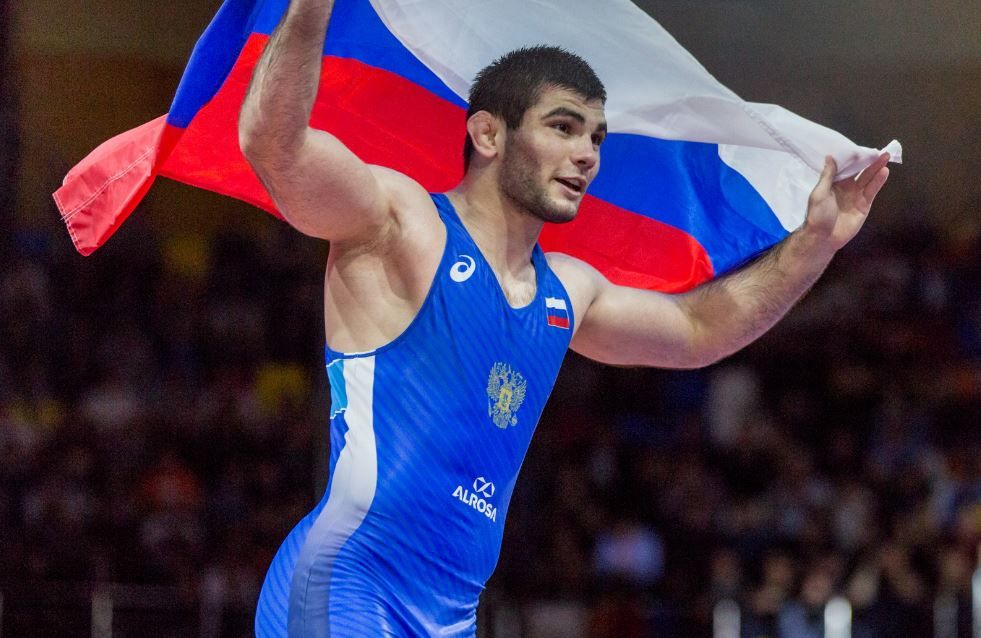 Российский борец Найфонов завоевал бронзу Олимпиады в Токио