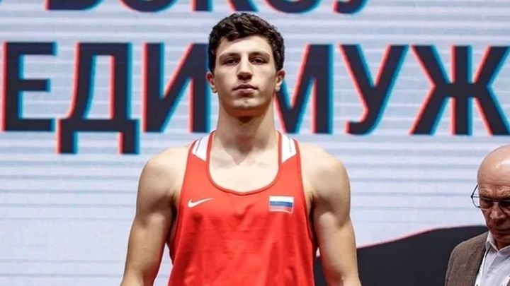 Россиянин Бижамов завоевал серебряную медаль чемпионата мира по боксу