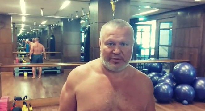 Олег Тактаров обратился к фанатам после избиения