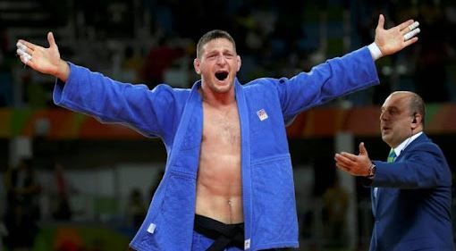 Чешский дзюдоист Крпалек выиграла золотую медаль на Олимпиаде в Токио