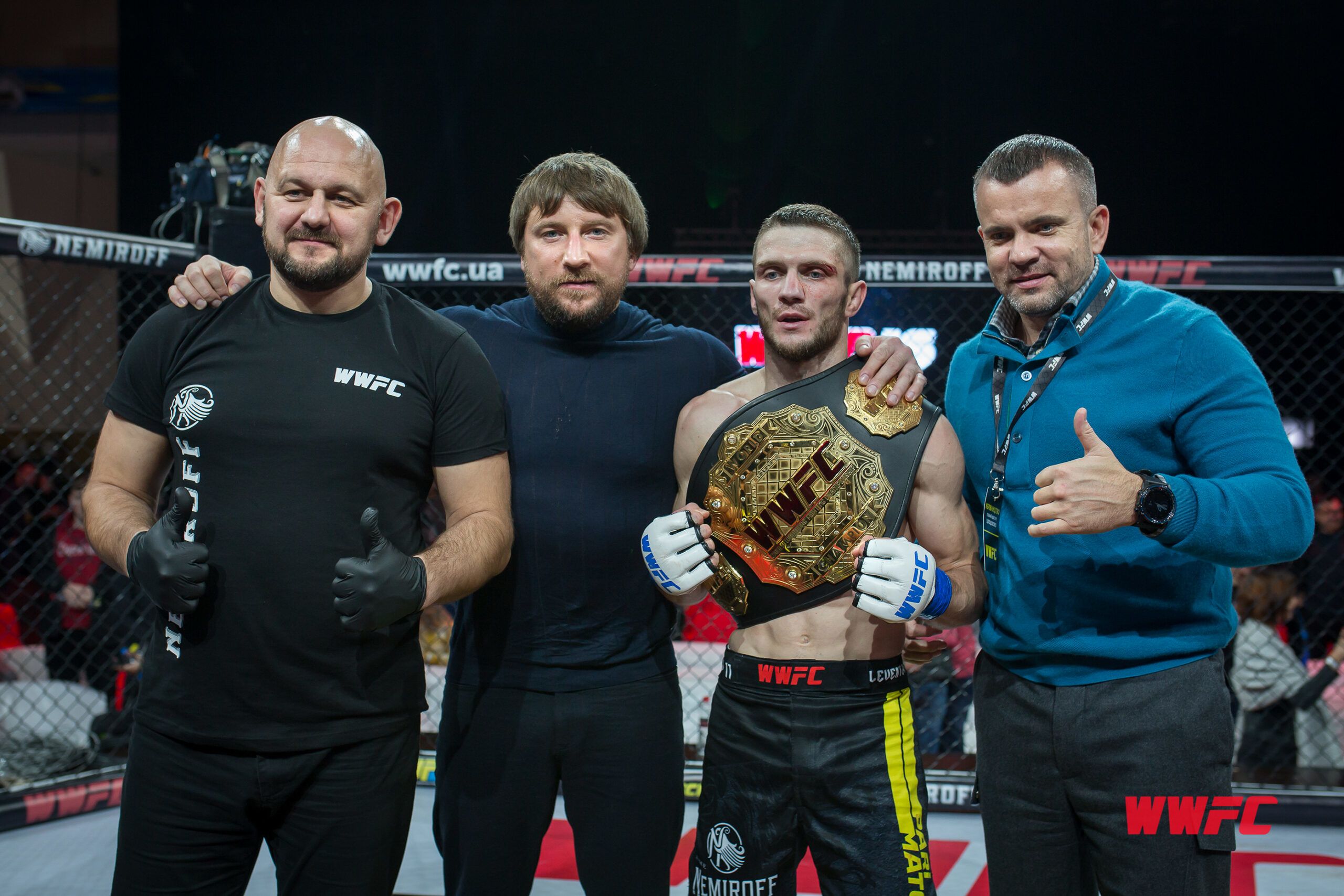 Украинец Бондарь выбыл из поединка с Виктором Родригесом на UFC Fight Night 188