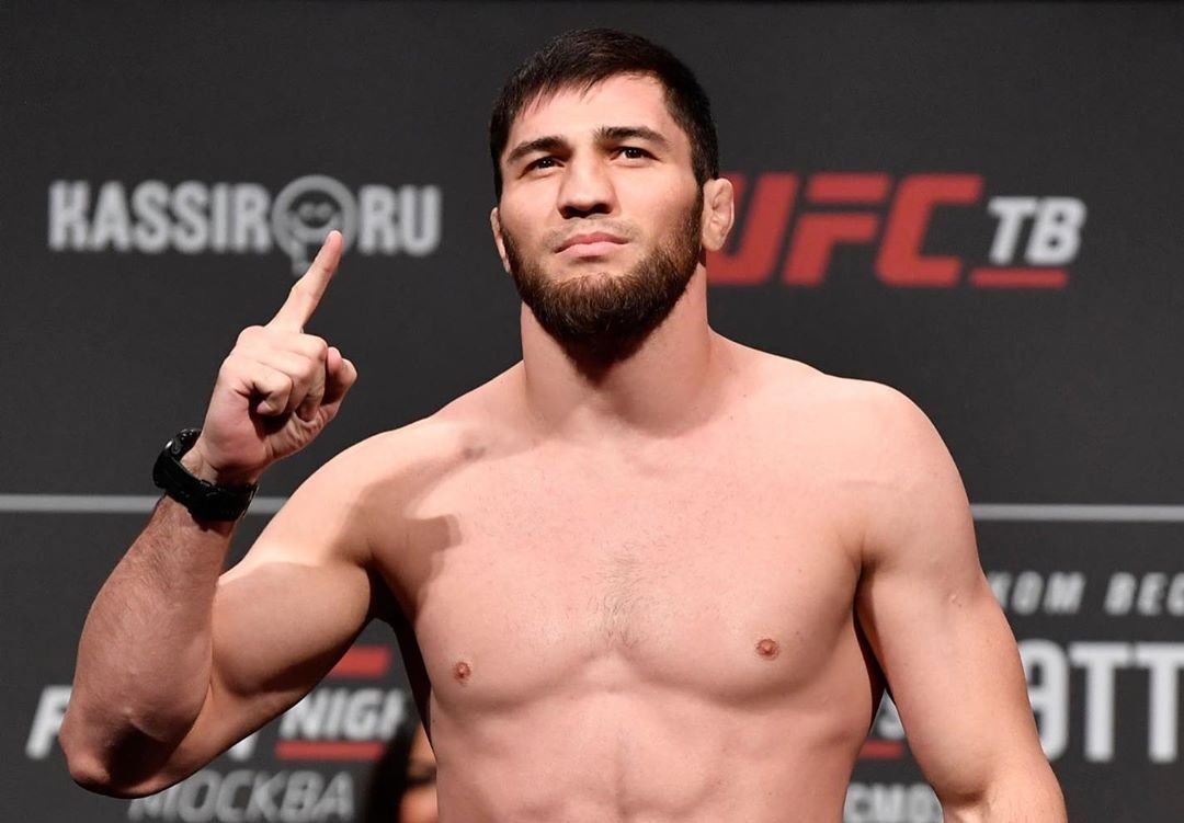 Боец UFC Гамзатов дал прогноз на бой Емельяненко – Тарасов