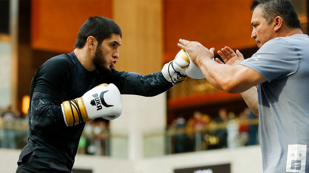 Тренер Махачева заявил, что Ислам готов стать следующим чемпионом UFC