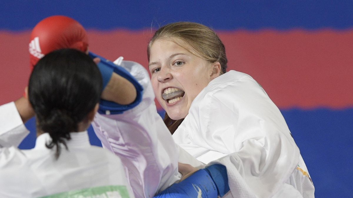 Россиянка Анна Чернышева стала бронзовым призером чемпионата мира по каратэ
